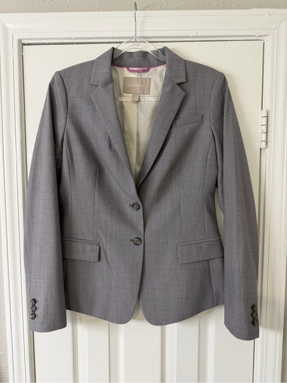 Banana Republic Women's‎ Tailored Fit Lightweight Wool Blazer Size 6 Office Work